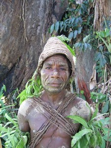 Papua – lidé z řeky Mymberámo – kmen Kai